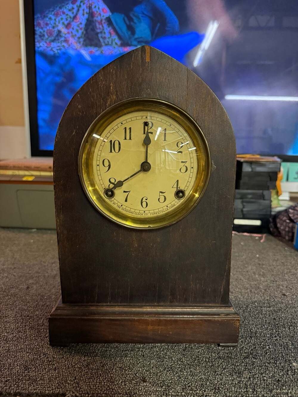 Antique Ansonia Shelf Parlor Mantle Cabinet Chime Clock Gothic Top 8-Day Working